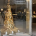 Venta de árbol de Navidad hecho de oro en Japón (4 millones de dólares)
