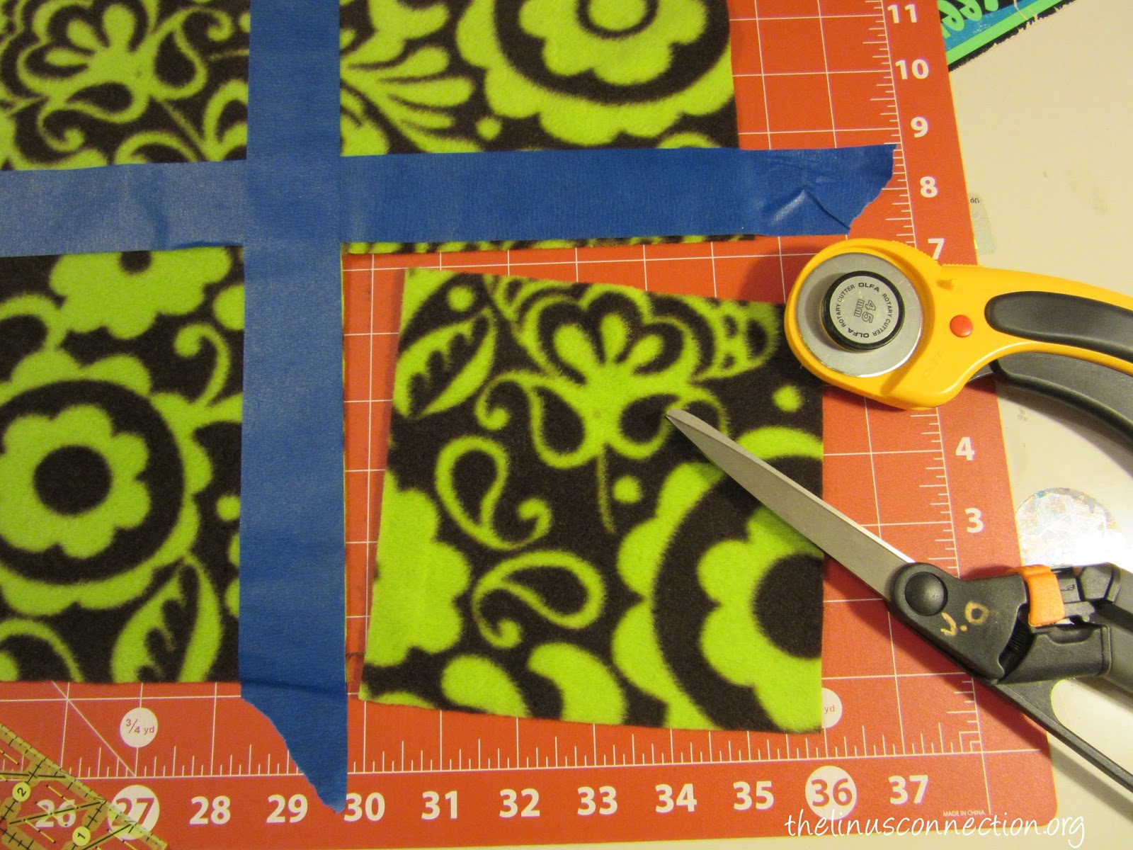 The Linus Connection Two Ways to Make a Single Layer Fleece Blanket