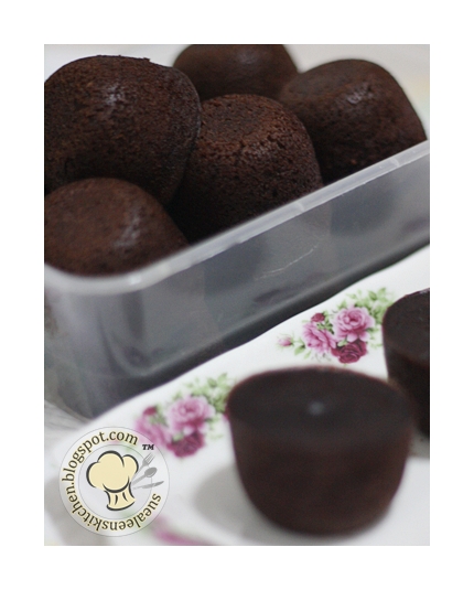 Apam Coklat Kukus