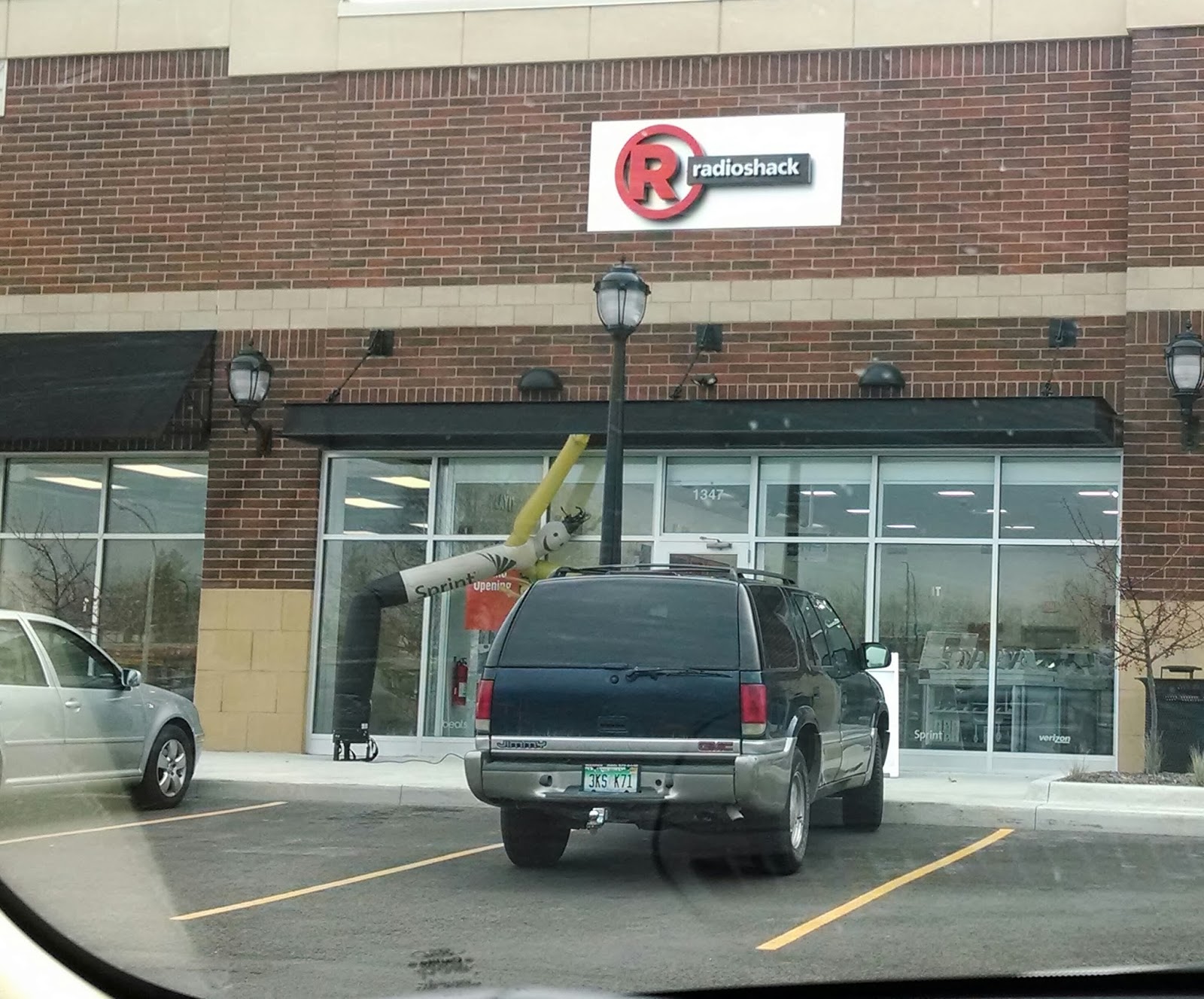 FREE IS MY LIFE TECH I'm Holiday Deal Shopping at RadioShack this