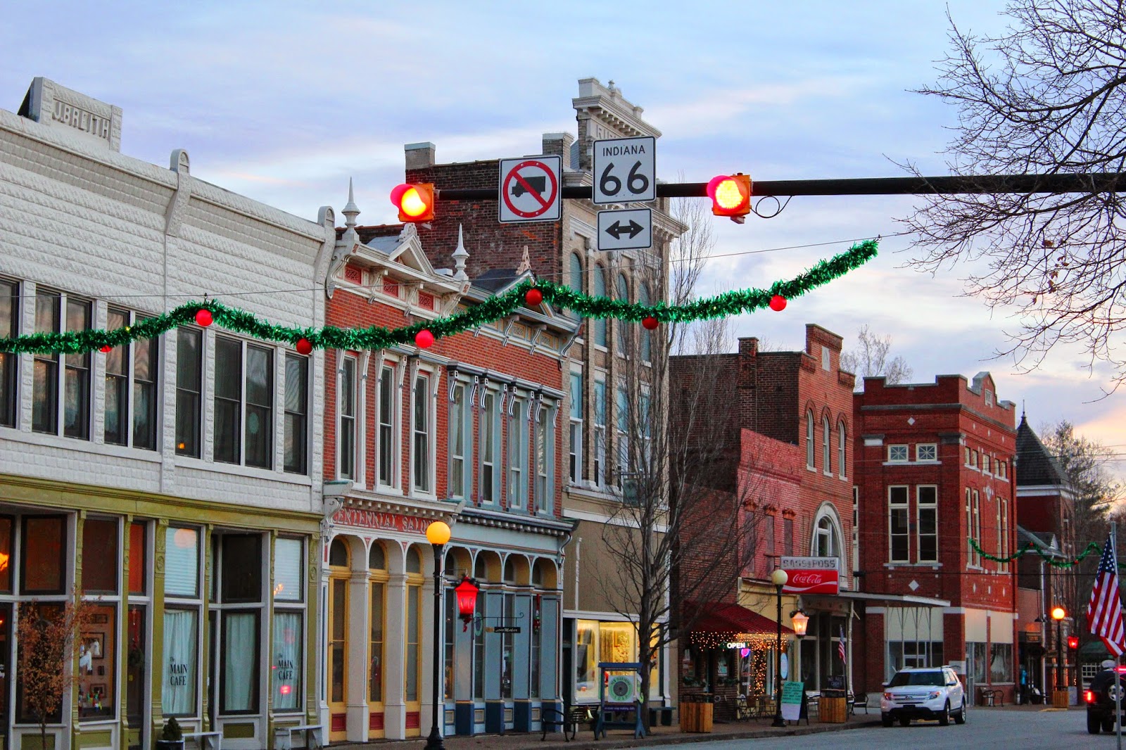 Travel Blog New Harmony, Indiana East Meets South