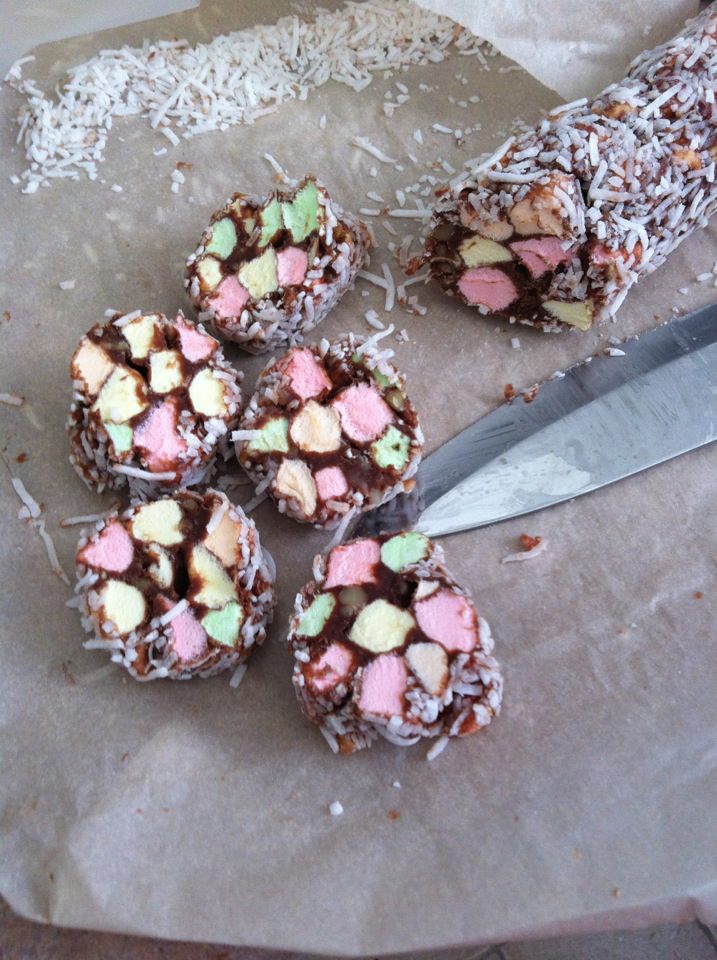 chocolate marshmallow log