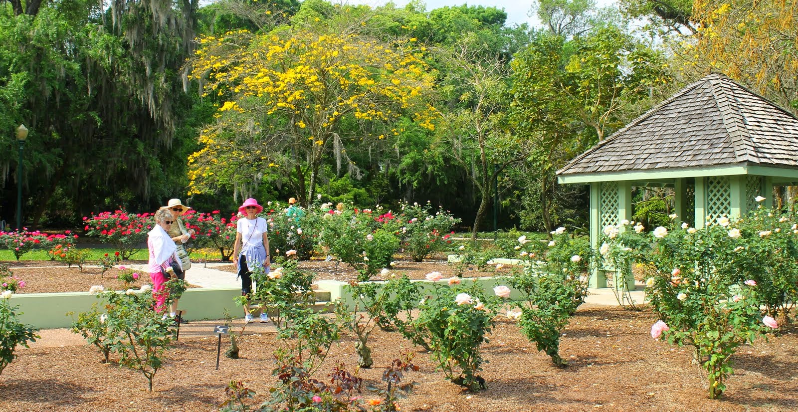 Aiken House & Gardens Harry P. Leu Gardens