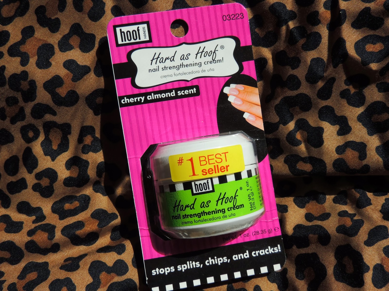 Brittany's Secret: REVIEW: Hard As Hoof Nail Strengthening Cream