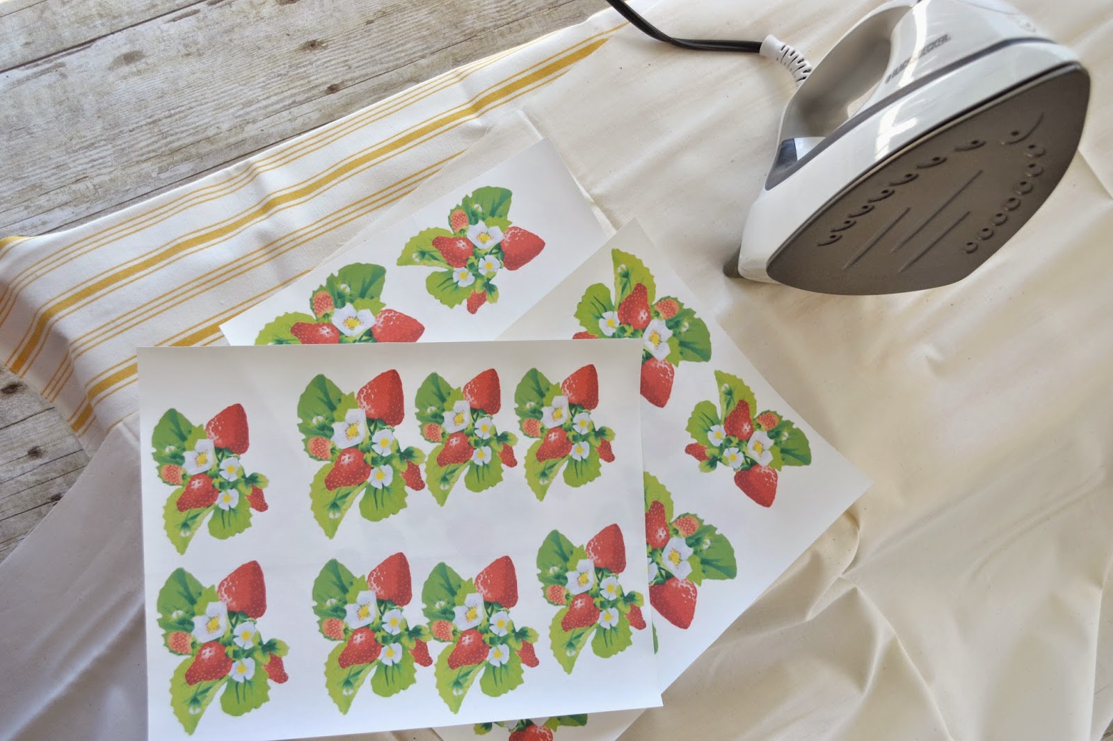 Attic Lace Make a Strawberry Tablecloth