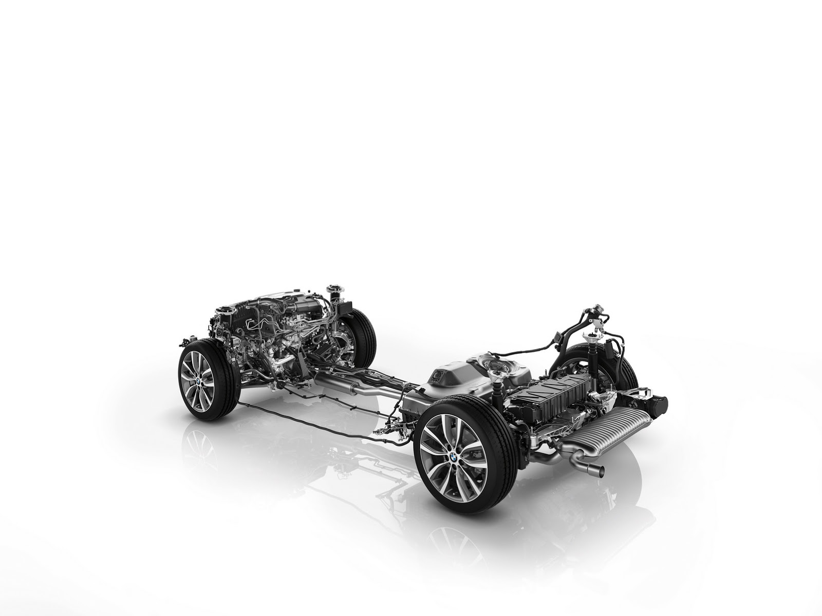 BMW-225xe-14.jpg