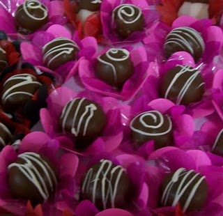 TRUFAS EN PIROTINES DECORATIVOS