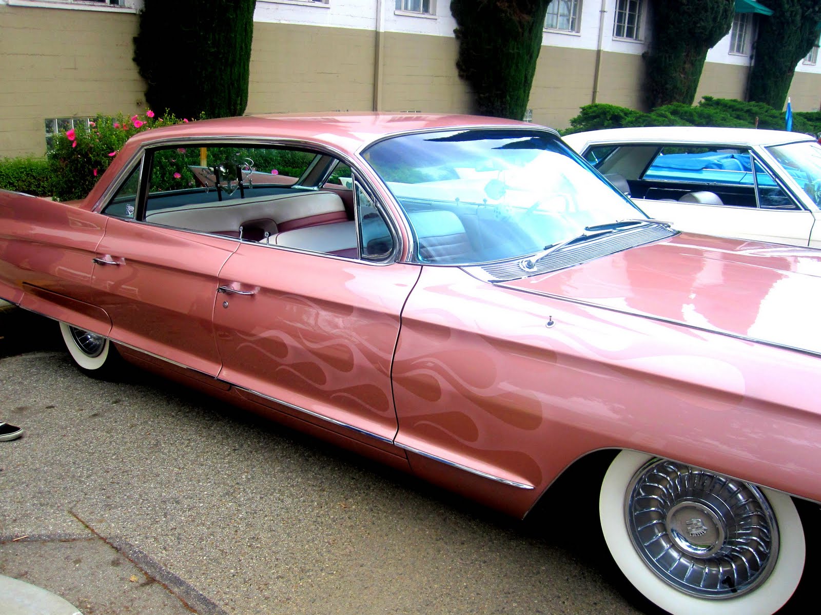 Classic Cars and Confetti Cake Blonde Episodes