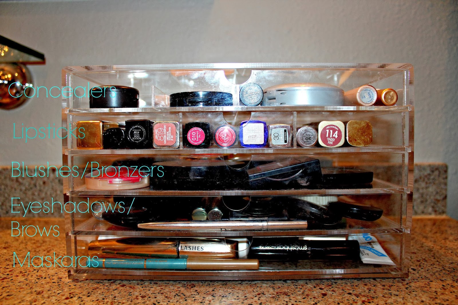 How I Store My Makeup