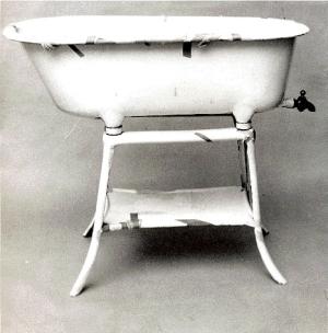 senza dedica: Joseph Beuys La vasca da bagno: una pulizia eccessiva