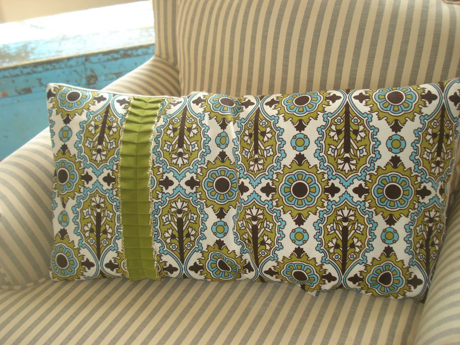 Your Crap my Craft Pillow slip cover tutorial