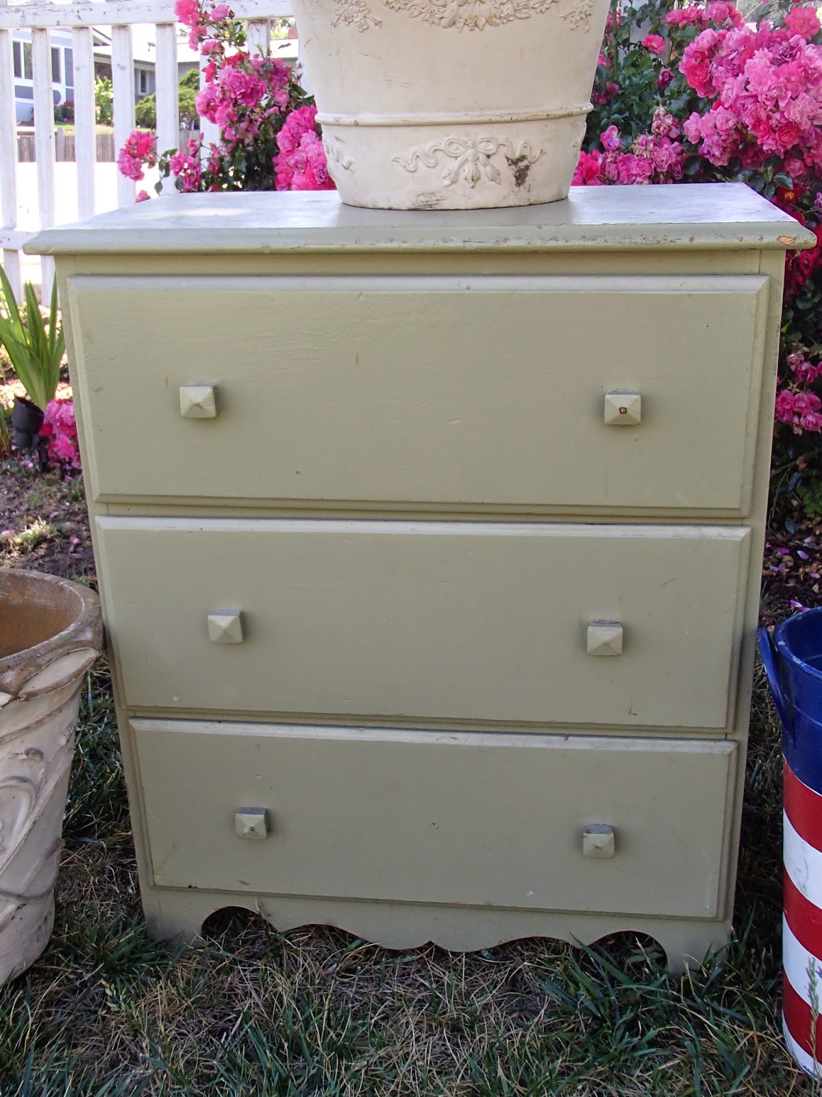 D.D.'s Cottage and Design Little Green Chest