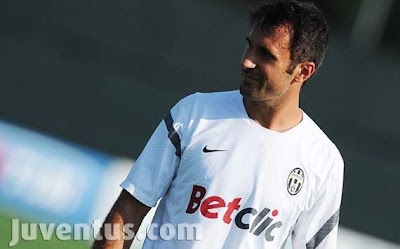 Mirko Vucinic - Juventus (3)