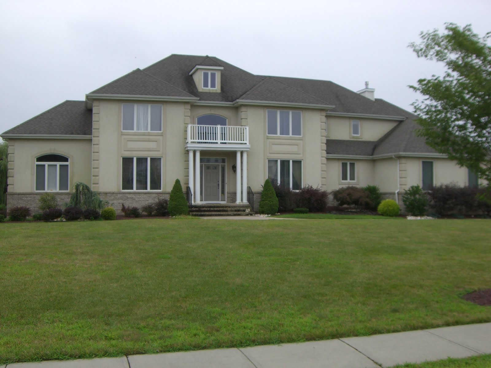 Central NJ Real Estate Update NJ CUSTOM HOMES FOR SALE