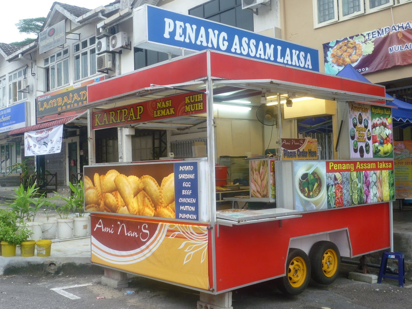 DEWIMOLEK FOOD Mobile Kiosk