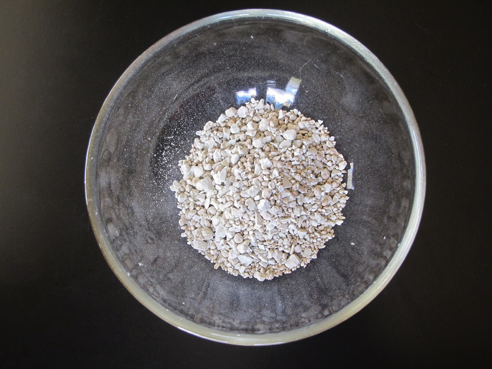 A Model's Secrets Kitty Litter DIY Facial Clay Mud Mask Snooki meet