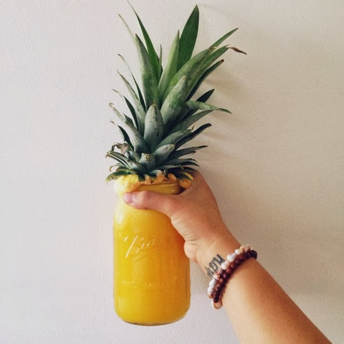 ananas,pineapple,aloha friday,jaune,yellow