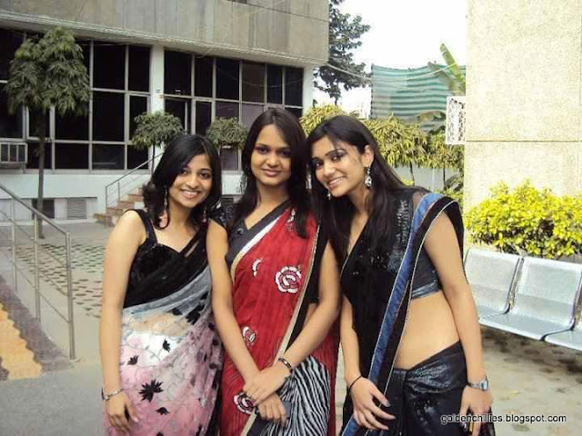 lspicy college girls exposing in saree stills 