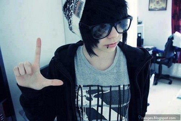 Emo Hairstyles For Guys With Glasses Folade