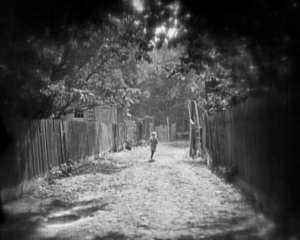 ithankyou Sleepin' in the sun... Lazybones (1925)