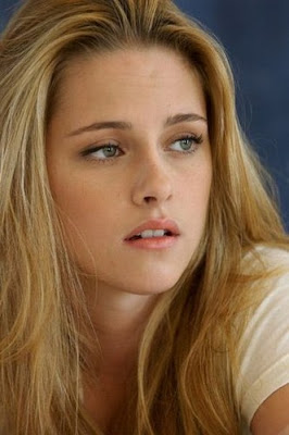 Kristen Stewart Movies List on Stills Movie List Is Kristen Stewart S Pregnant News  Kristen Stewart