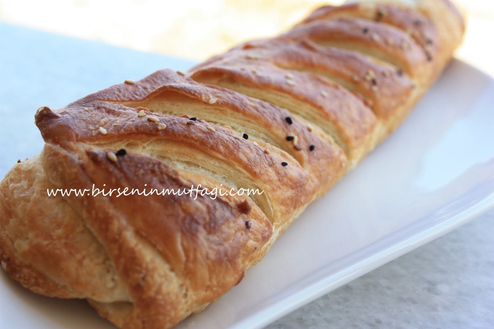 AÇMA BÖREK TARİFİ (KATMER BÖREK) AÇMA BÖREK TARİFİ (KATMER BÖREK)