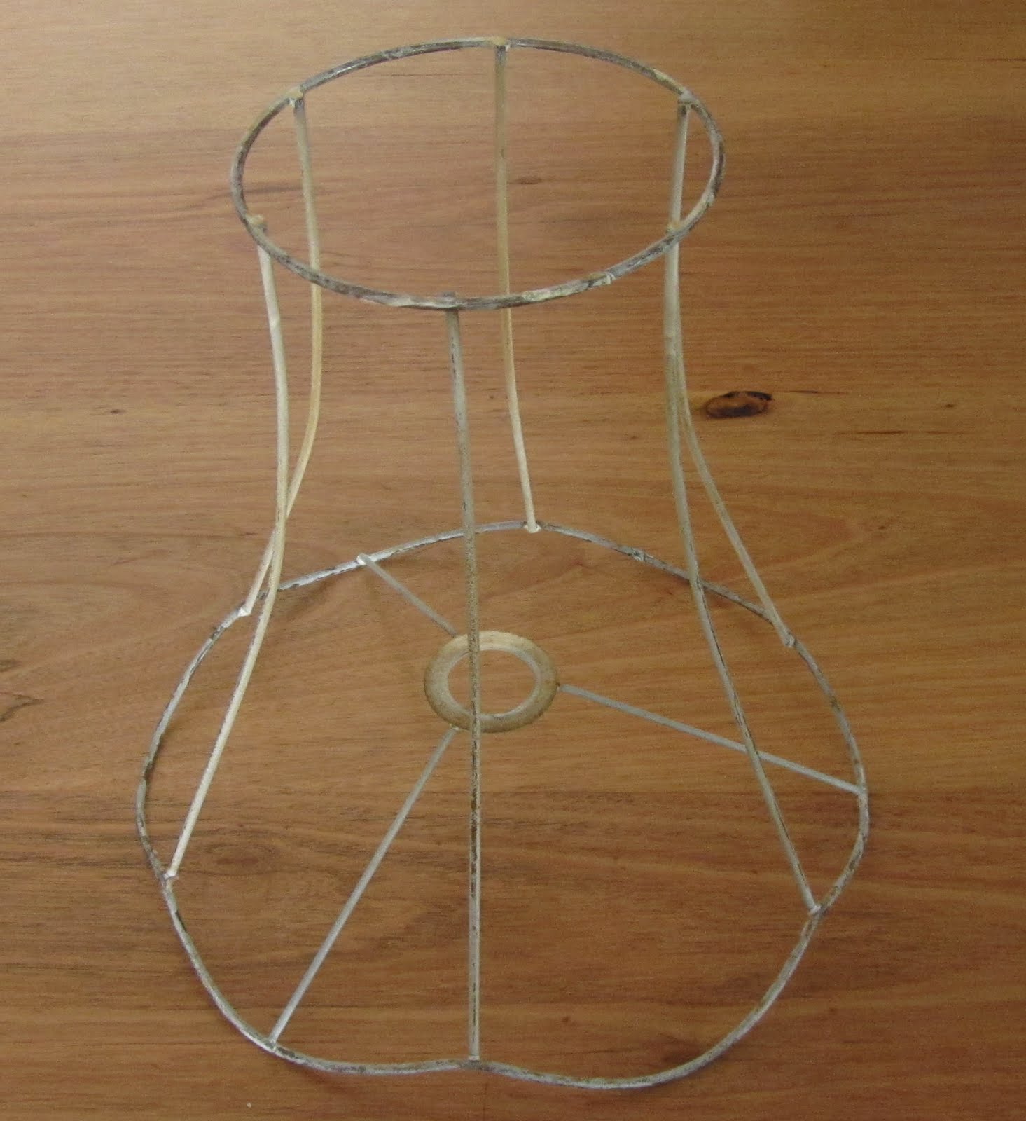 Small Things Simple Pleasures How to recover a lampshade (tutorial)