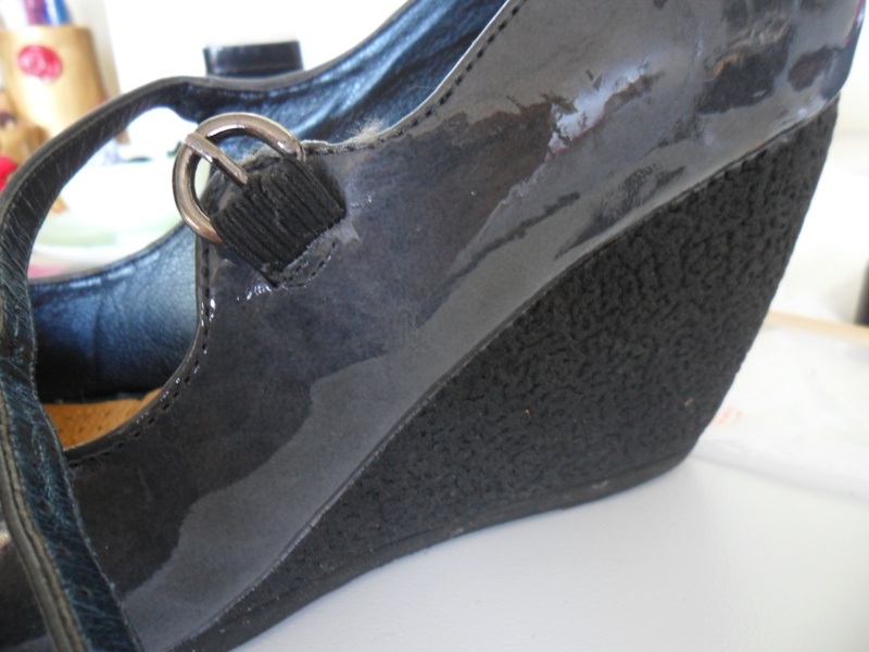 Emerald's Thread Shoe Repair Fitting New Buckles to Straps