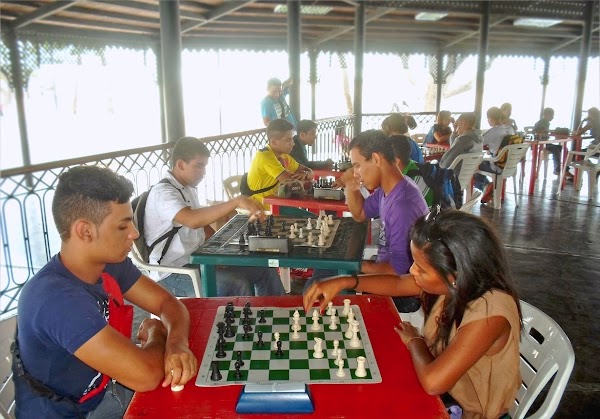 ESTADO BOLÍVAR CON REPRESENTACIÓN EN EL I CLASIFICATORIO NACIONAL DE LA JUVENTUD 2015 ESTADO BOLÍVAR CON REPRESENTACIÓN EN EL I CLASIFICATORIO NACIONAL DE LA JUVENTUD 2015