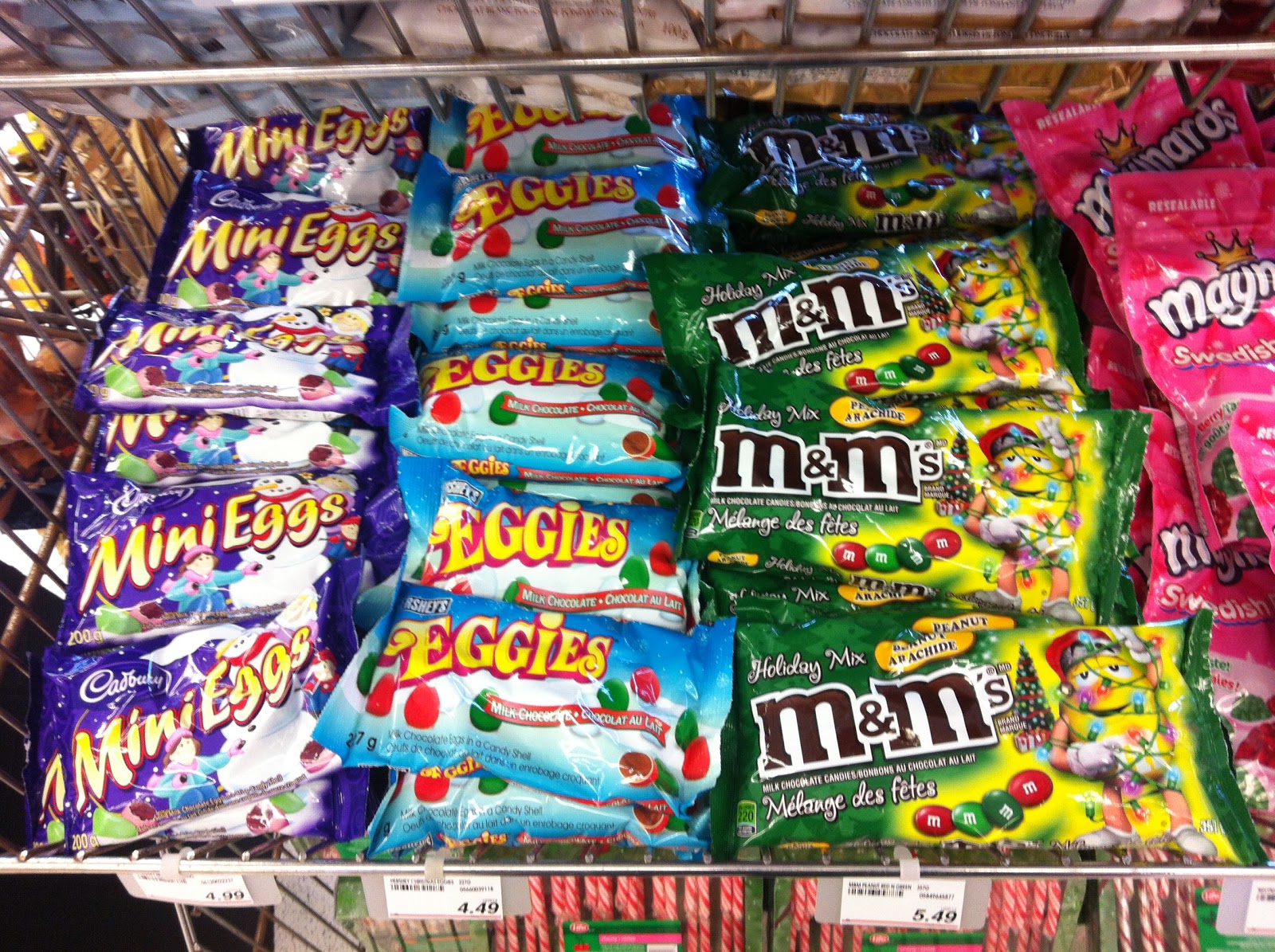 Walking The Candy Aisle It's Begining to Look A Lot...