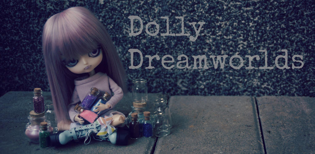 Dolly Dreamworlds