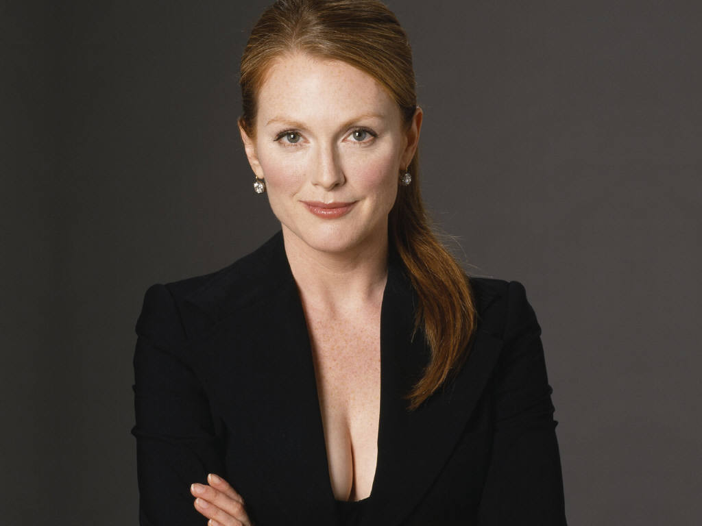 http://3.bp.blogspot.com/-QUKUHVvKdzg/TYkFjx8oJ7I/AAAAAAAATRk/2uwQp5uMvqw/s1600/juliannemoore.jpg