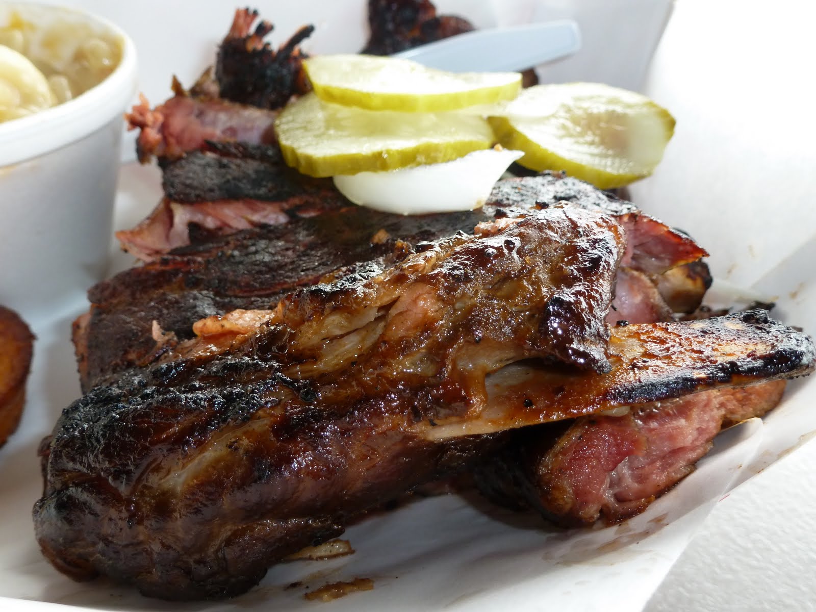 The Global Gastronomette Sugar's Ribs, Chattanooga, Tennessee