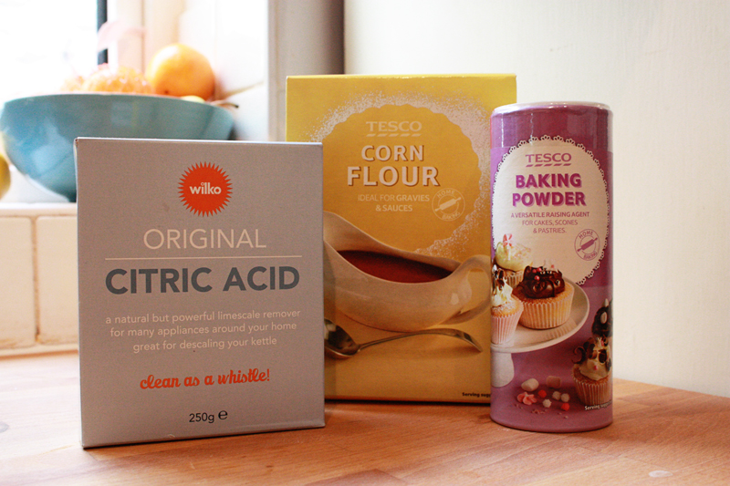 Tigerlilly Quinn DIY bath bombs