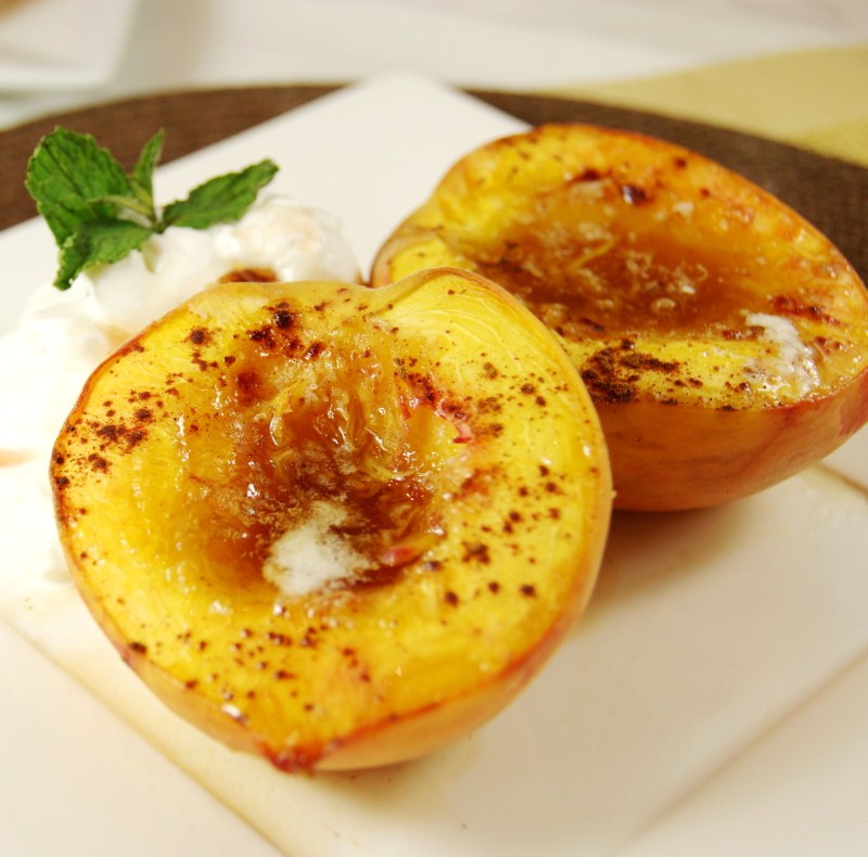 TASTY TUESDAYS // Brown Sugar Baked Peaches B4BC // Boarding For