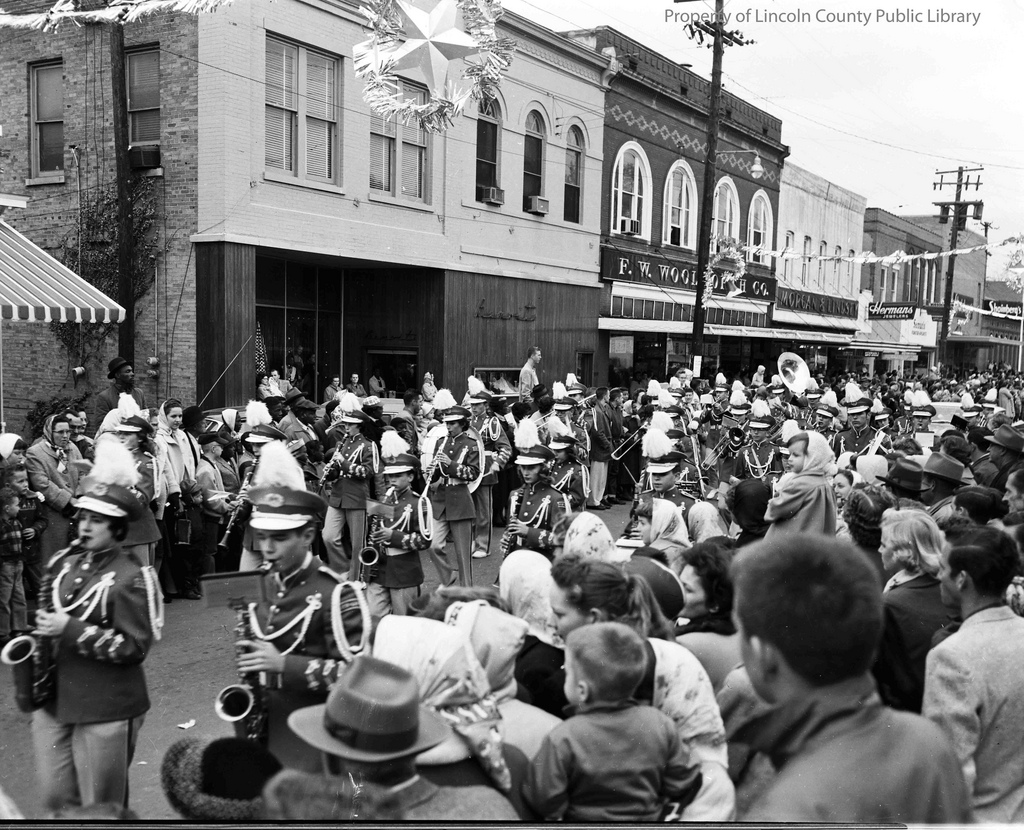 Sippiana Succotash 1958 Christmas Parade Downtown Brookhaven