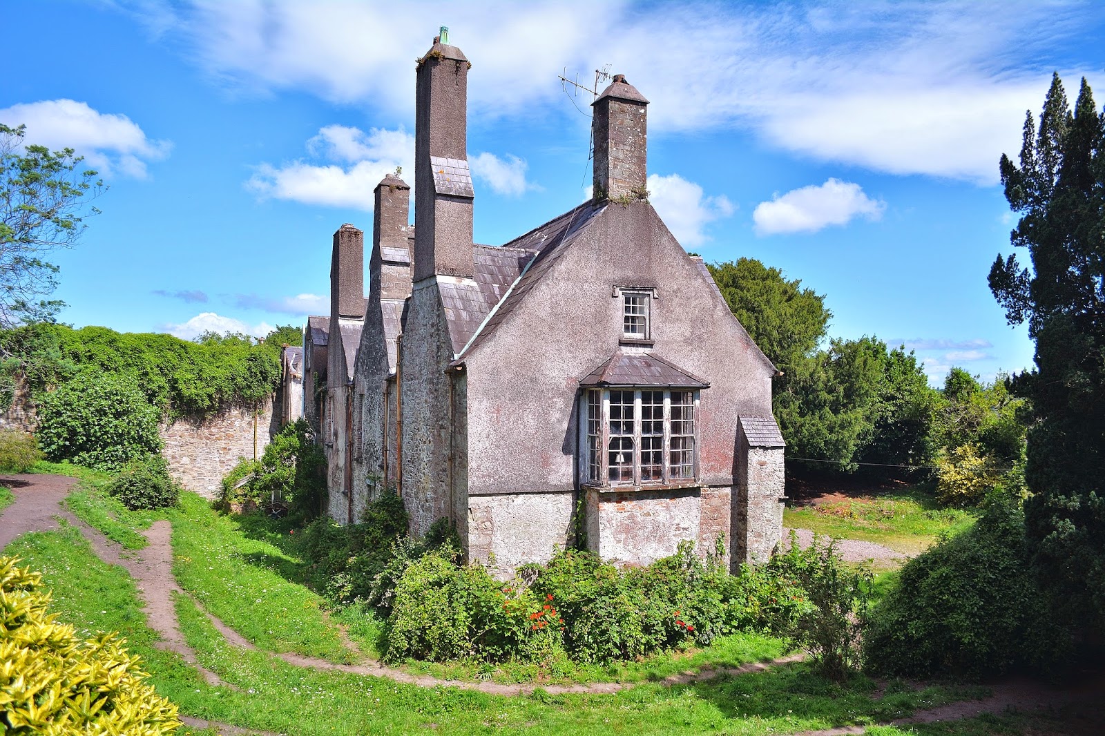 Jaunts Around Ireland Youghal and Sir Walter Raleigh