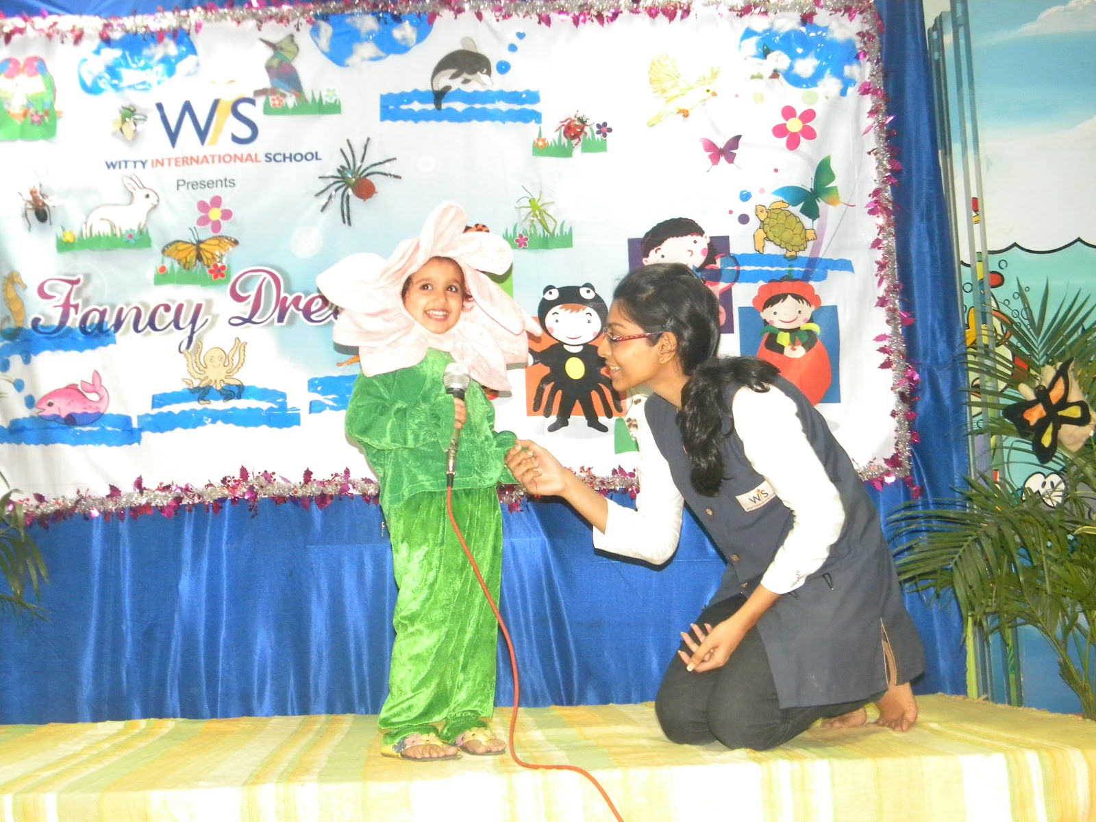 On the top of the World... Fancy Dress Nursery (20122013)