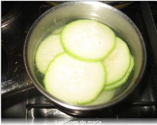 Pastel de calabacín-patatas-berenjenas con carne picada