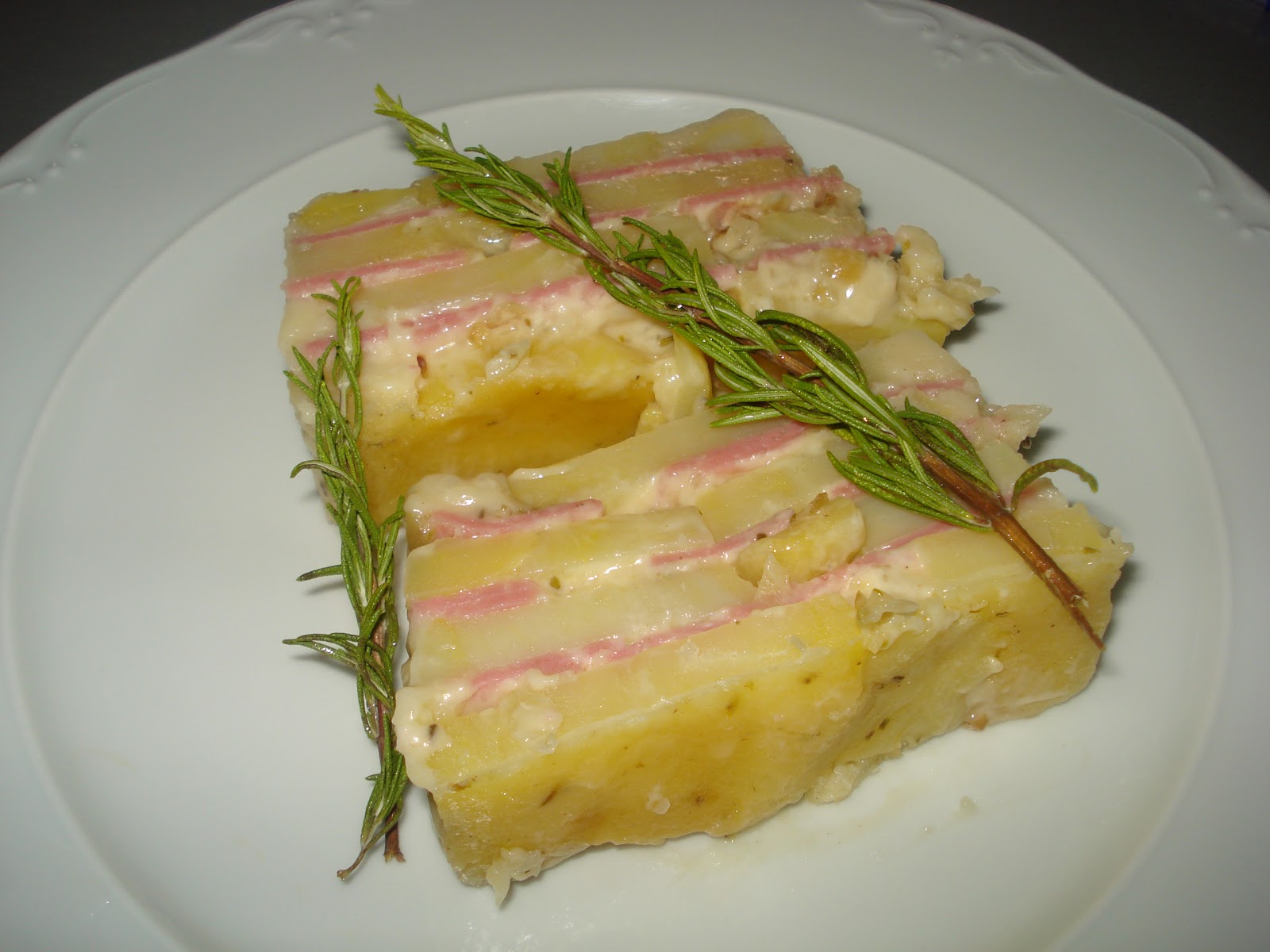 Recetillas de Mer PASTEL DE PATATA Y MORTADELA O JAMON