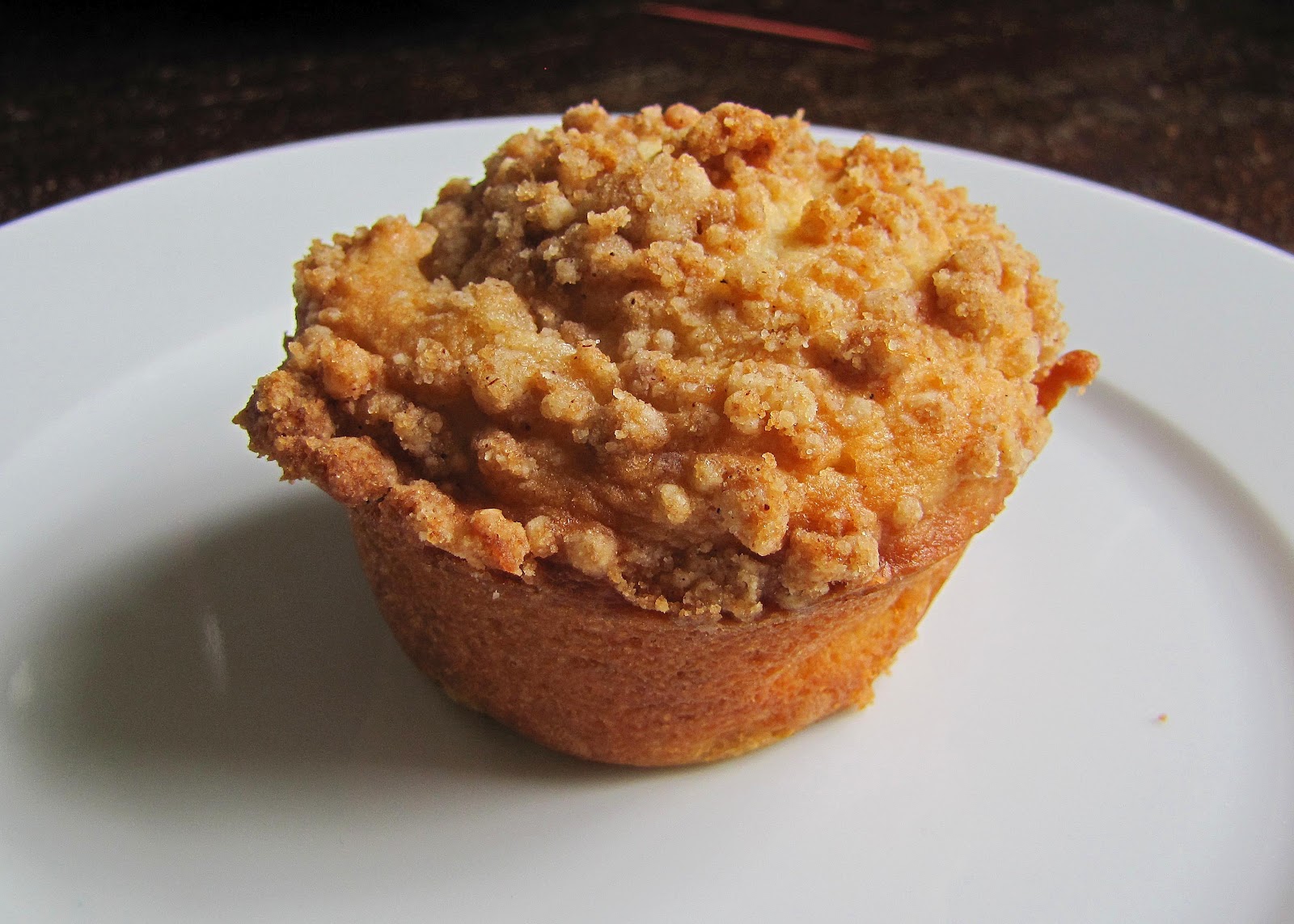 Take Me to Tummytown Peach Streusel Fluffy Muffins