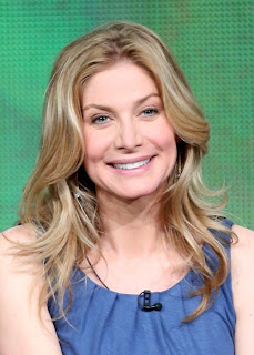 Elizabeth Mitchell - Rachel