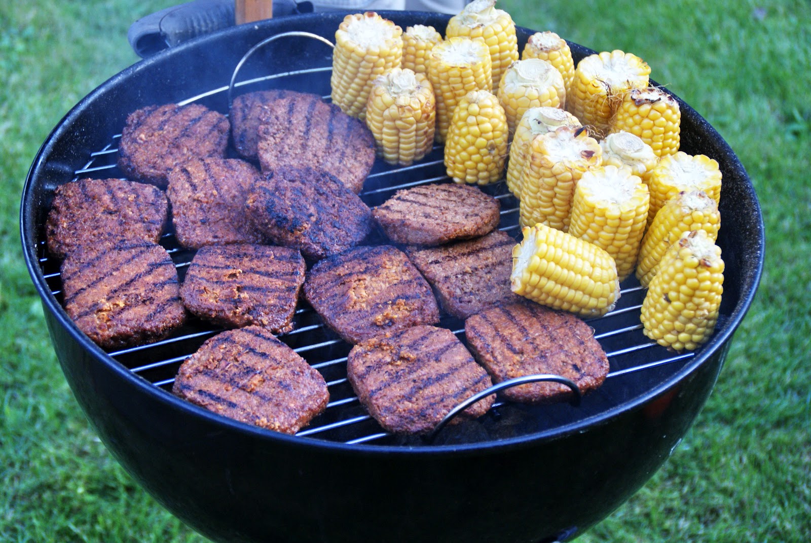 Totally Veg! Veganes Grillen mit perfektem Kartoffelsalat