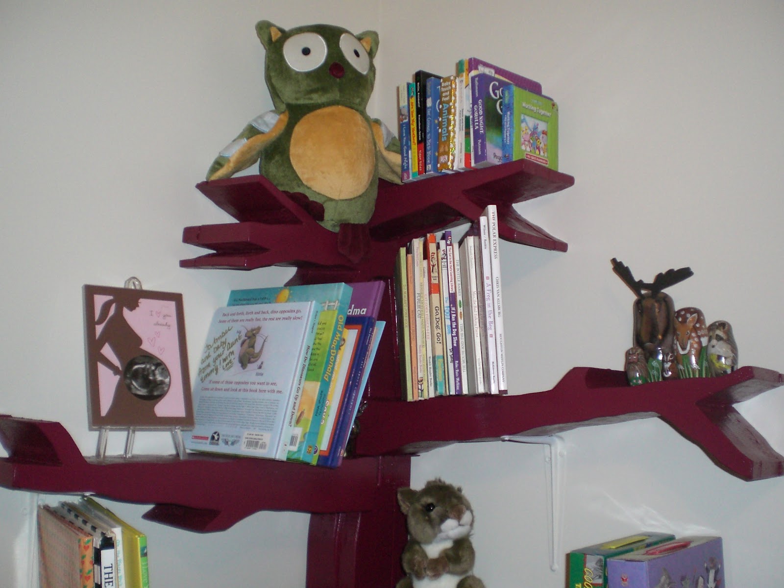 ASquared How To Make a Tree Bookshelf