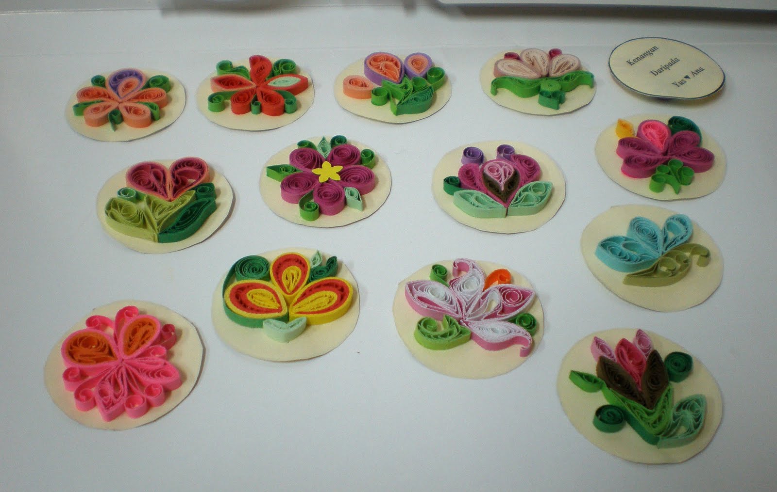 Crafty Diva's QUILLING KEYCHAIN