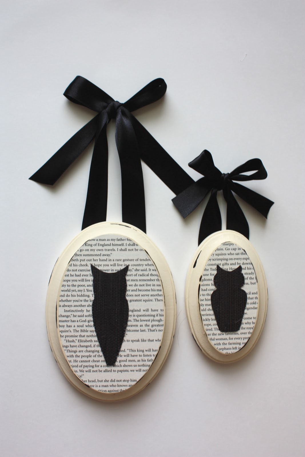 Homestead Black and White Fall Owl Art