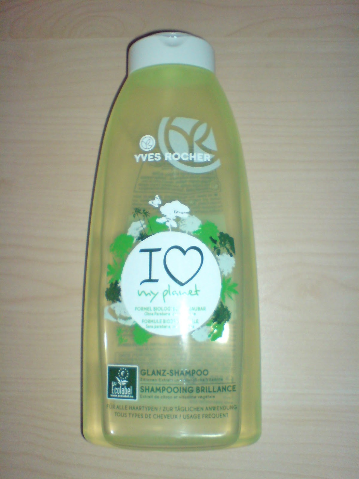 Fan.tasti.que' Review Ecolabel Certified Radience Shampoo Yves Rocher