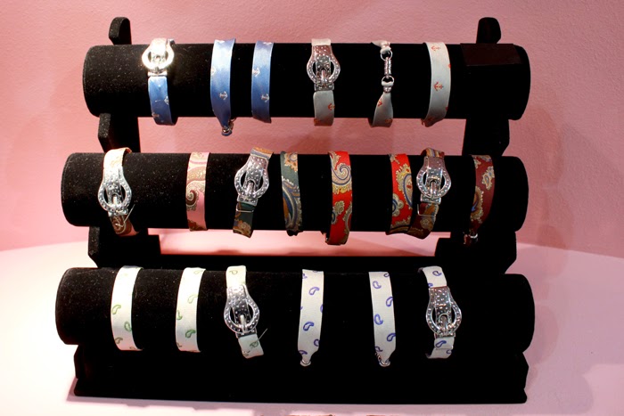 Bisutex 2014 Bisutex 2014 torques complementos vestido lencero, collares, pulsera, silbato