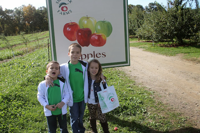 Smolak Farms North Andover Apple Picking