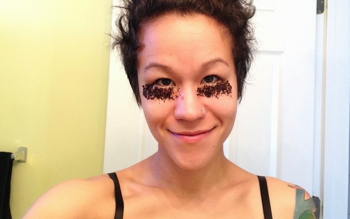 Diary of a Fit Mommy One DIY Trick to Get Rid of Puffy Eyes Fast